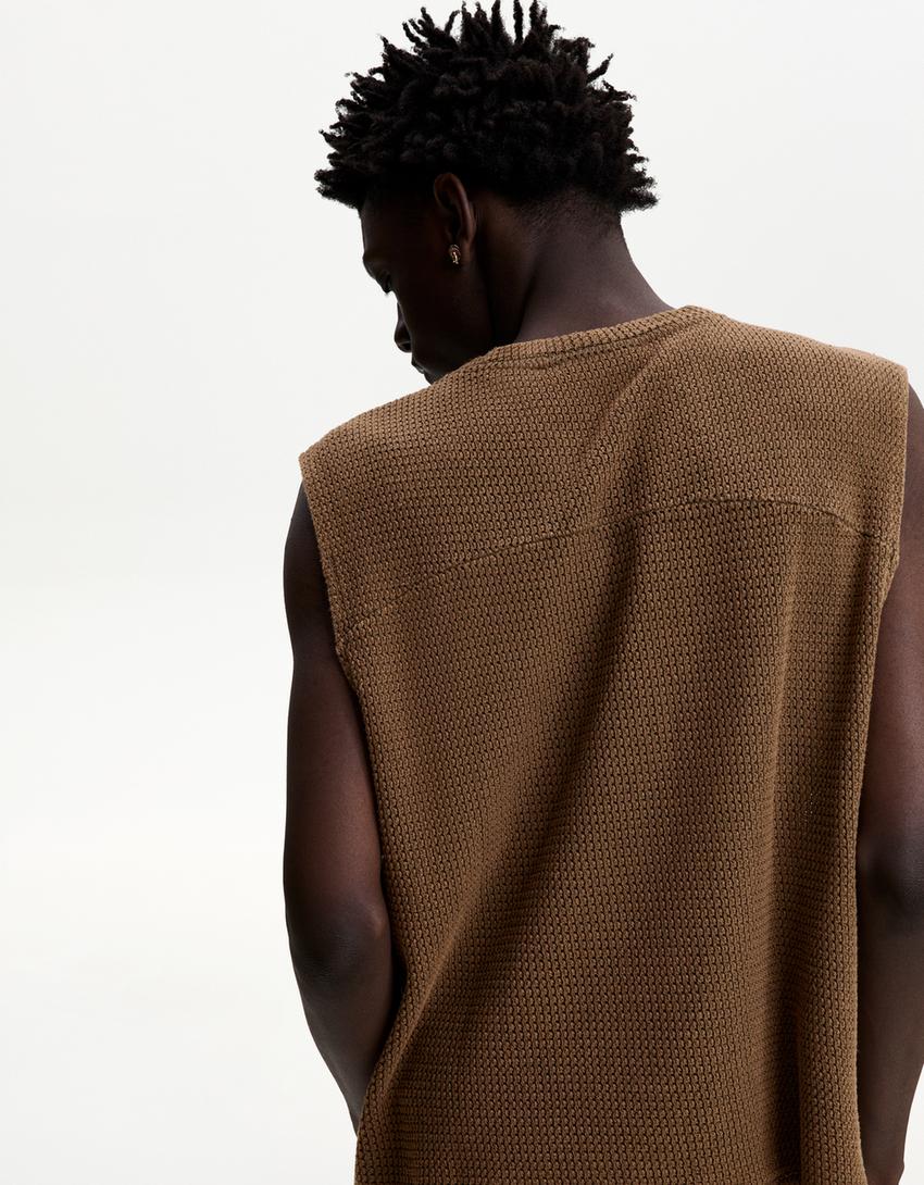 Tricou boxy fără mâneci-Maro-1