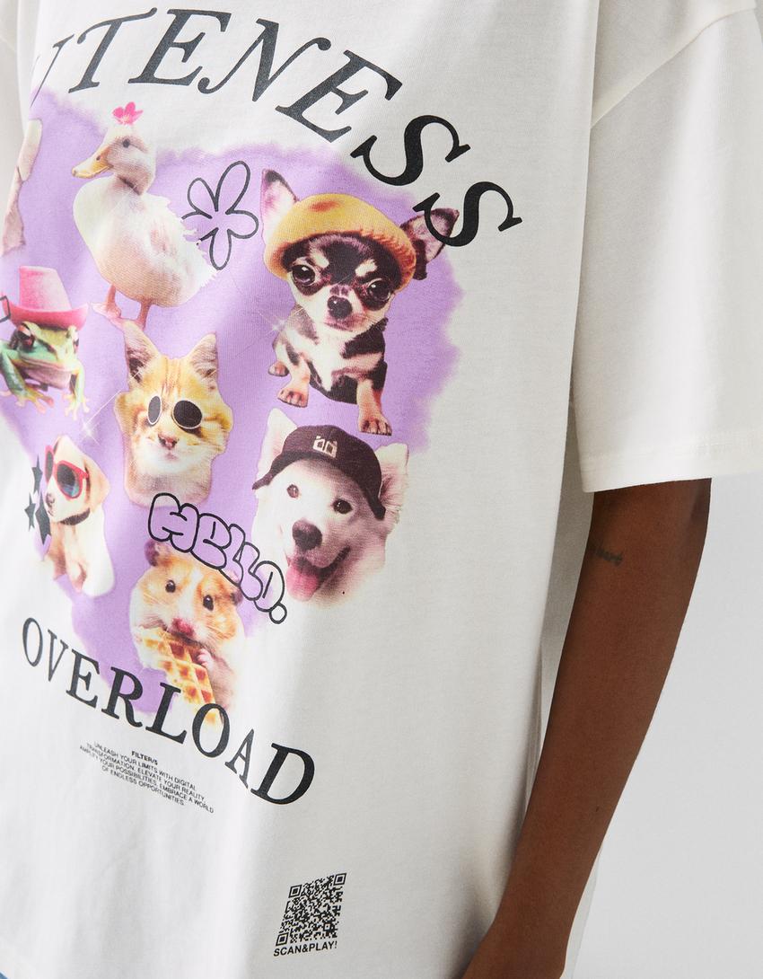 T-shirt Bershka Wearable Art oversize fit com estampado-Gelo-6