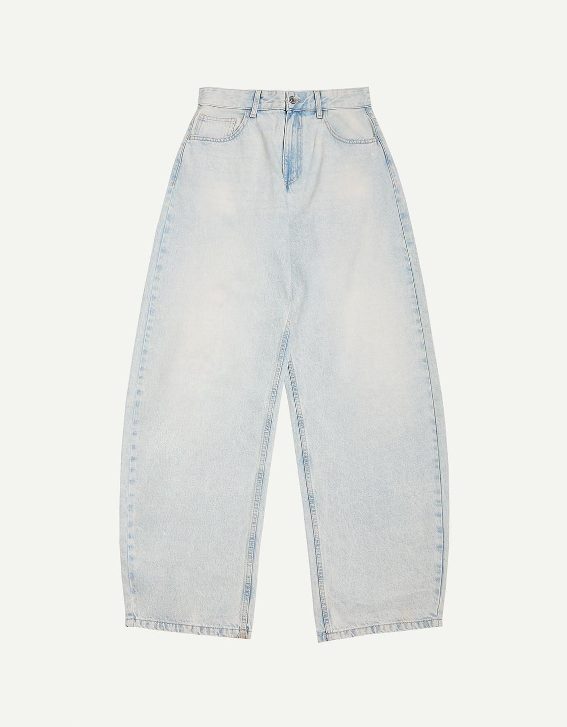 Wide-leg barrel jeans