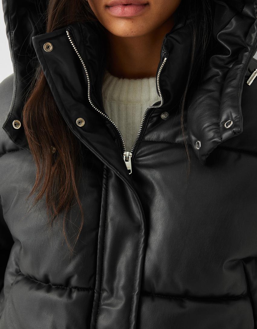 جاكيت منفوخ من جلد صناعي بغطاء رأس-أسود-5