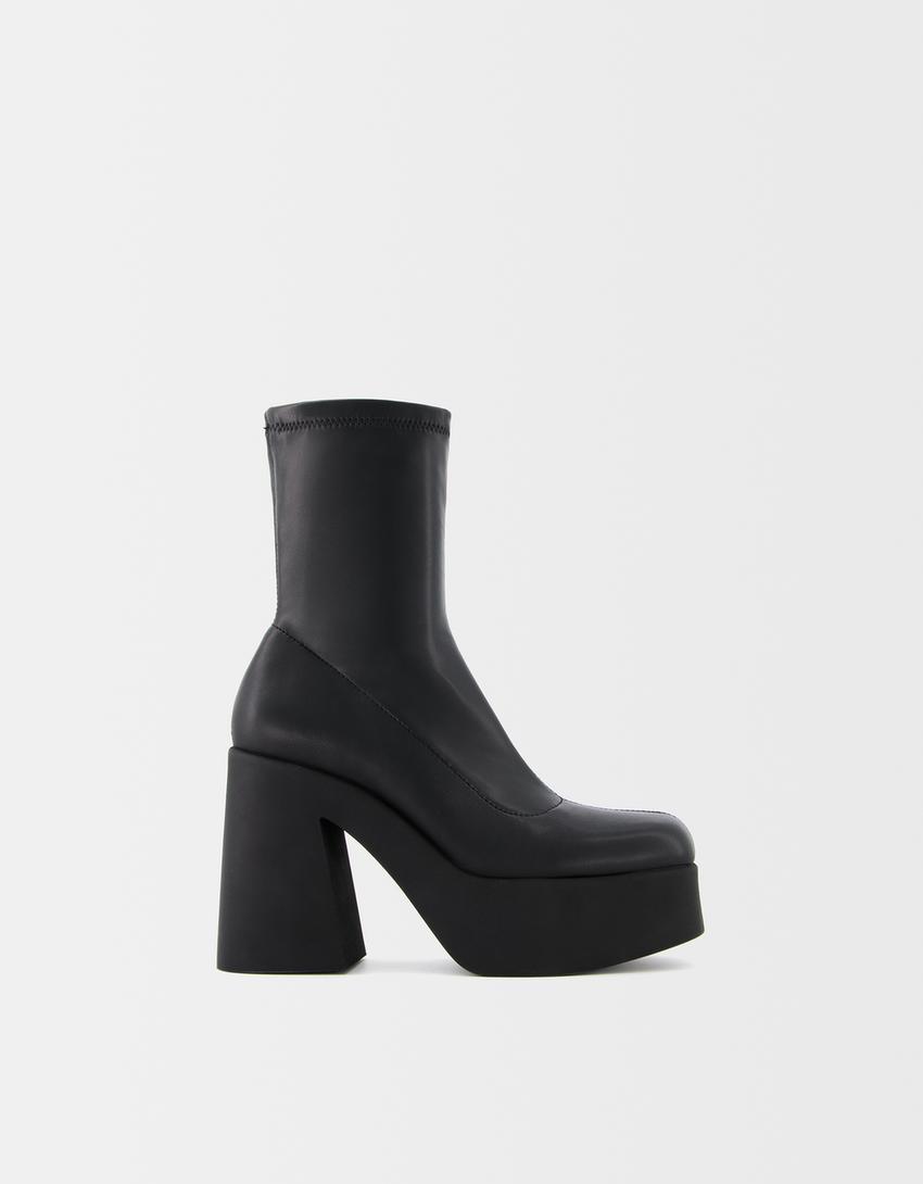 Fitted high-heel platform ankle boots-BLACK