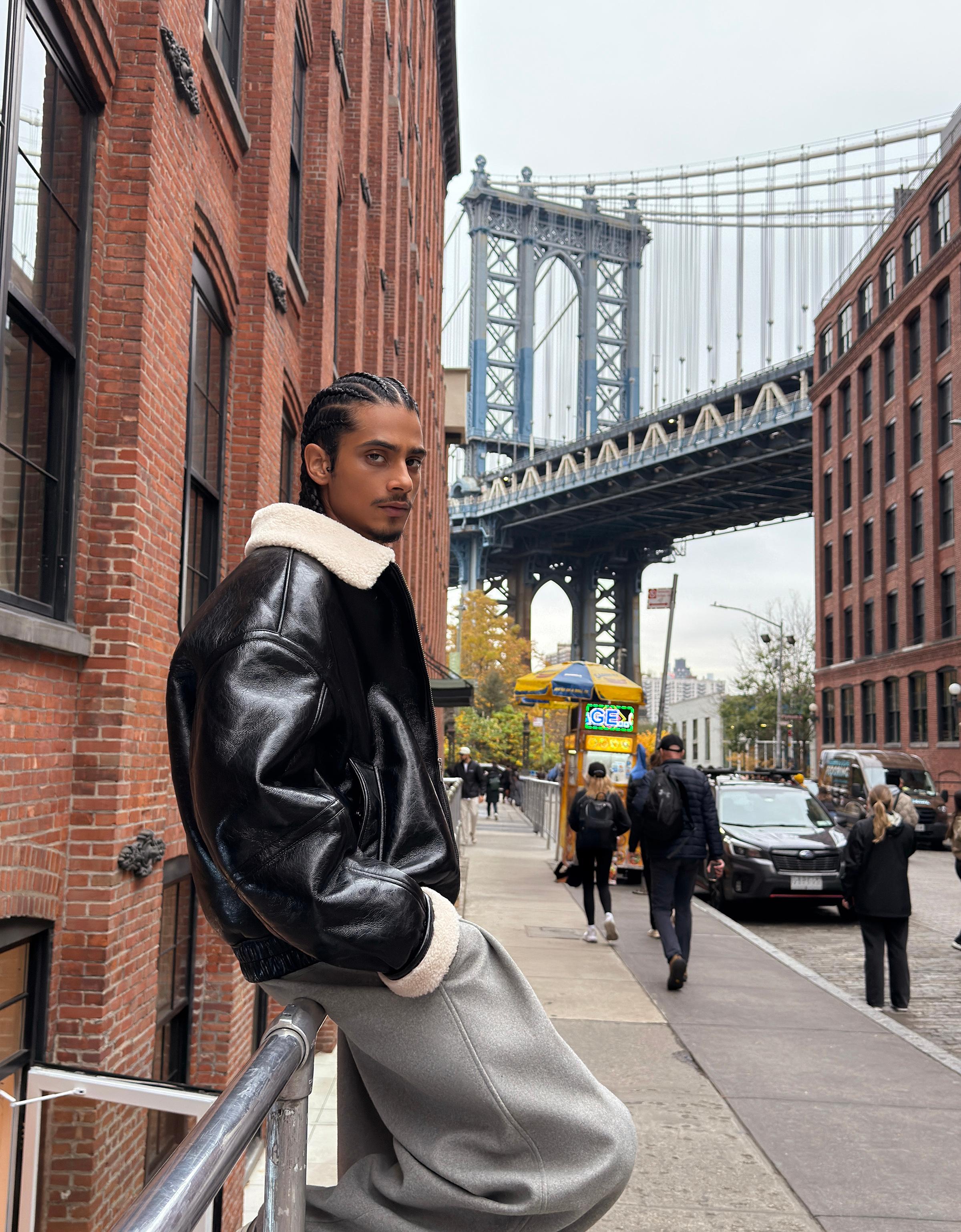 Bershka Jacke In Vinyl-Optik Mit Fellkragen Herren Xl Schwarz