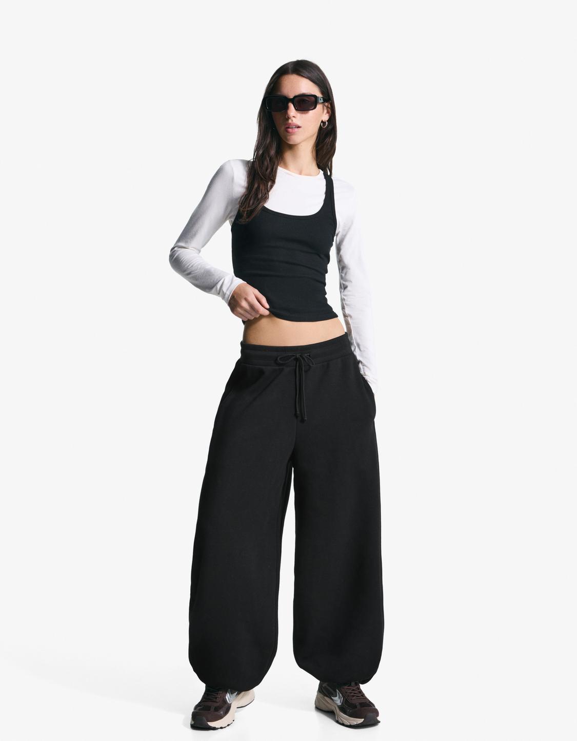 Plush barrel trousers with stoppers