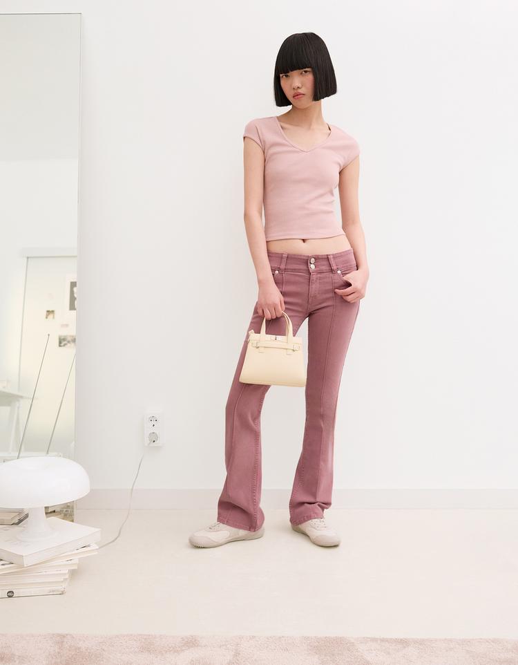 Low waist bootcut jean
