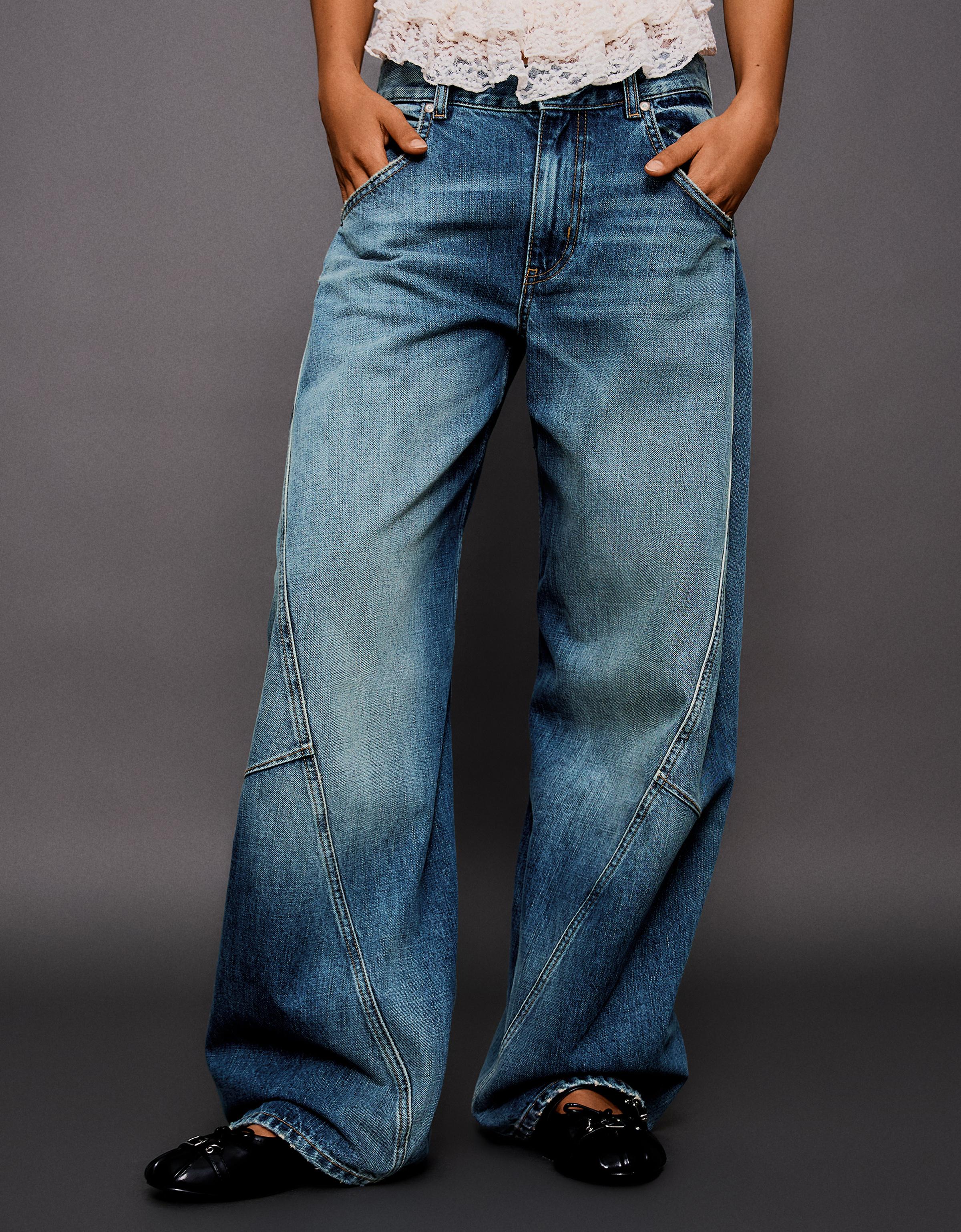 Low-rise barrel jeans — Light blue