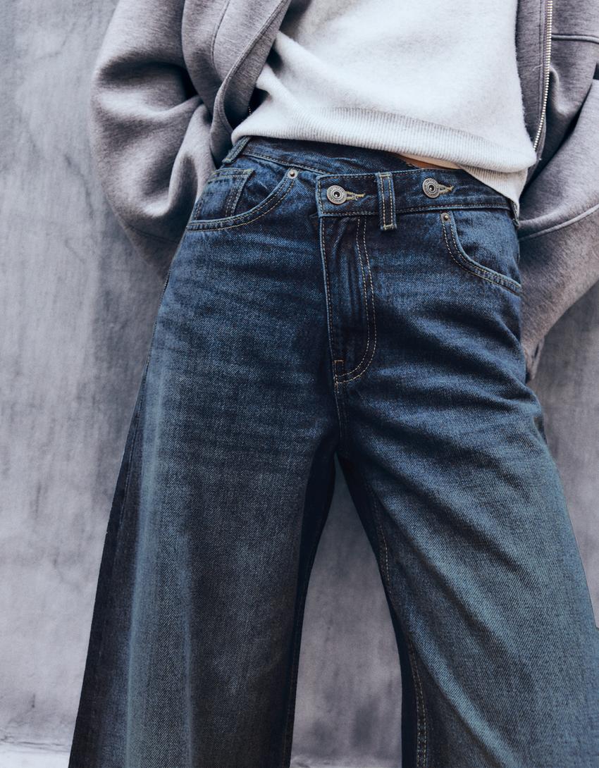 Wide-leg jeans with crossover waist-Blue