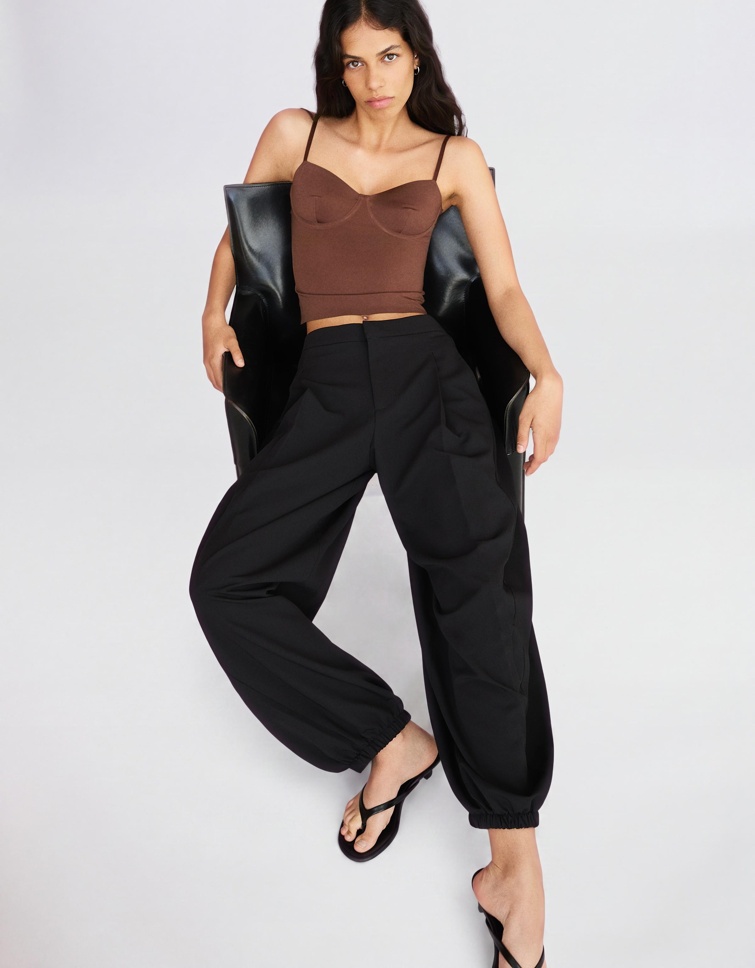 Sweetheart neckline camisole top — Brown
