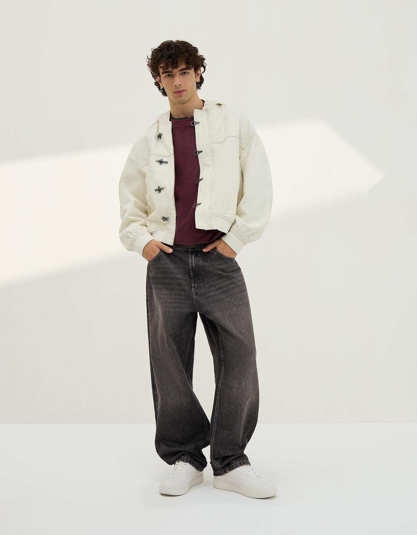 Bershka jeansy o kroju baggy ciemnoszary