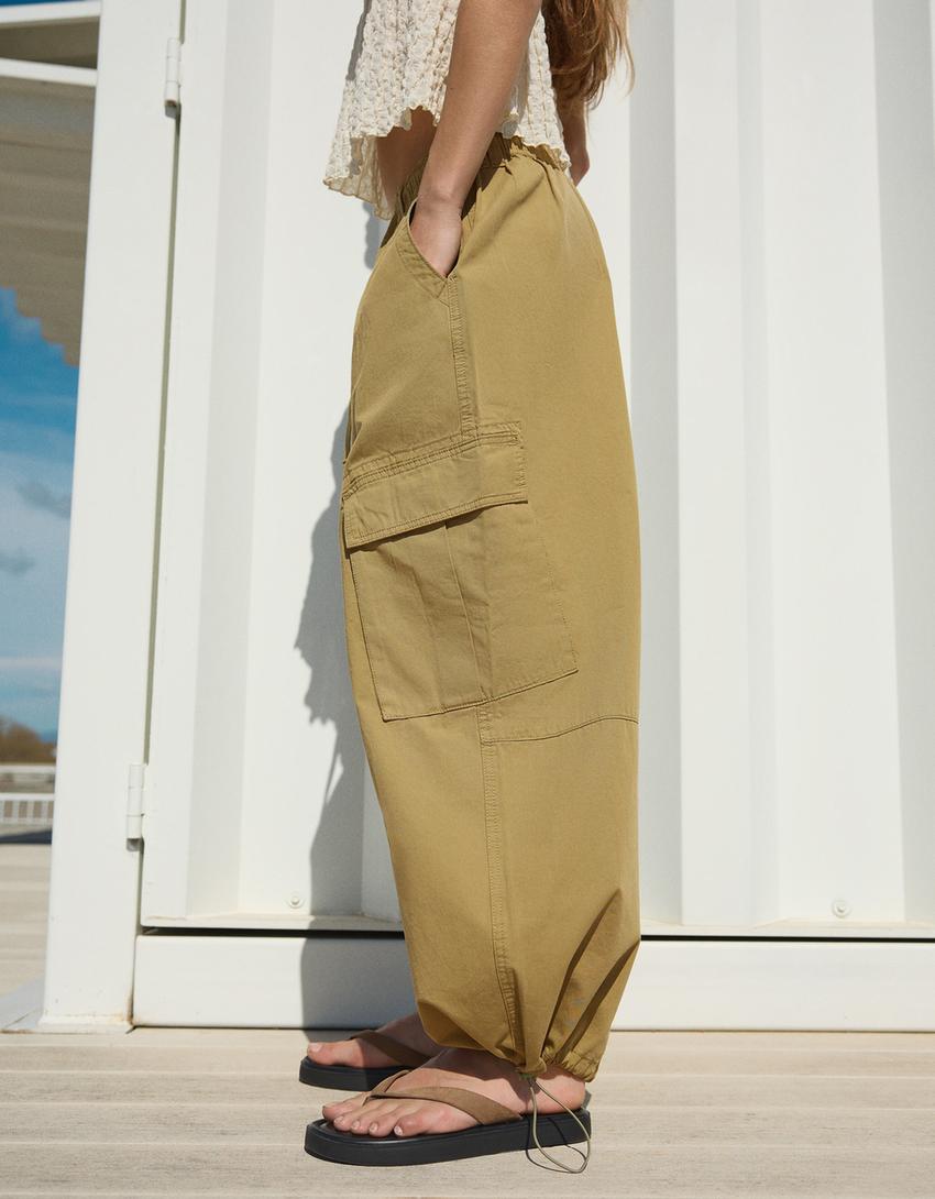 Pantalón cargo estampado-Kaki