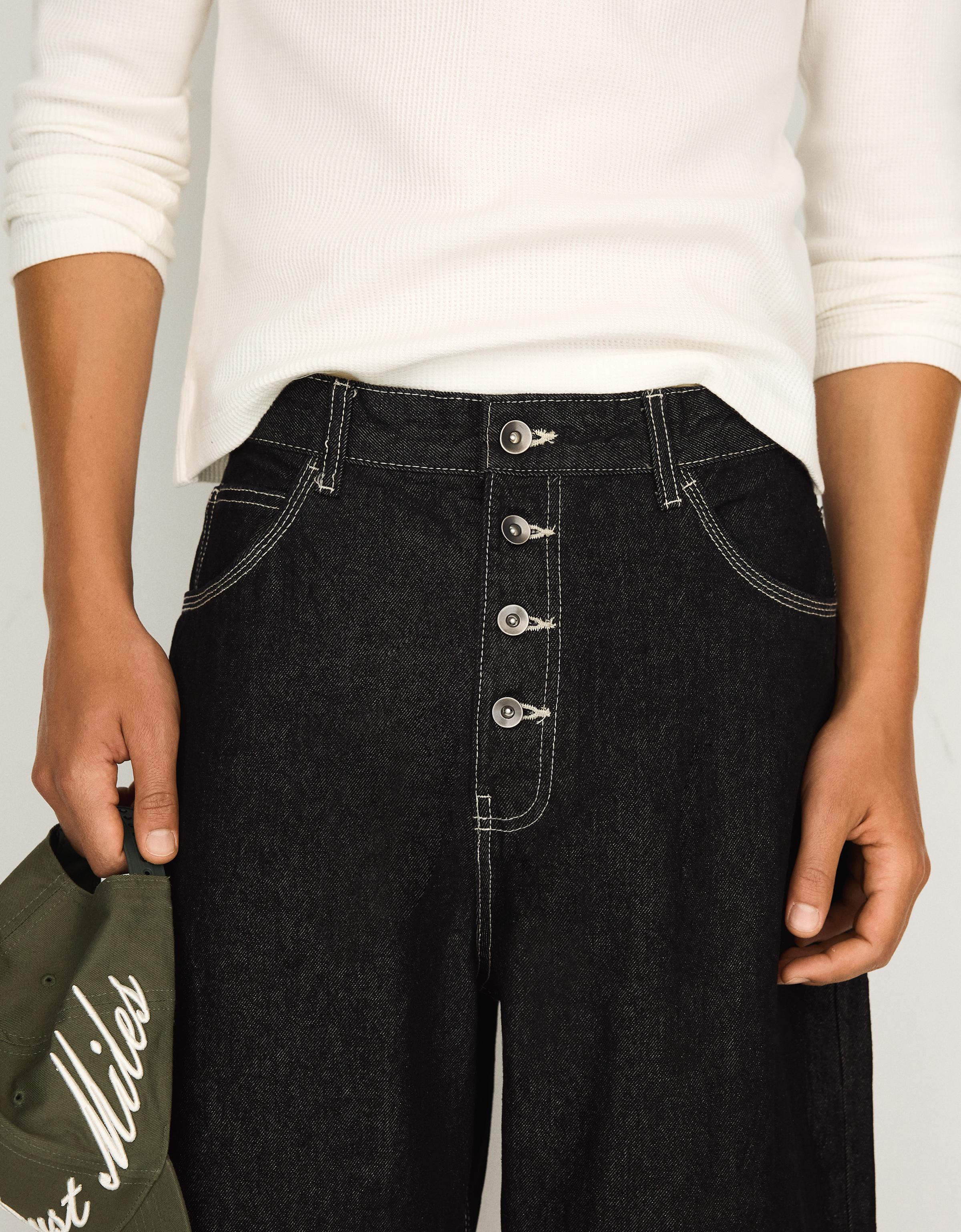 Barrel leg denim Bermuda shorts — Black
