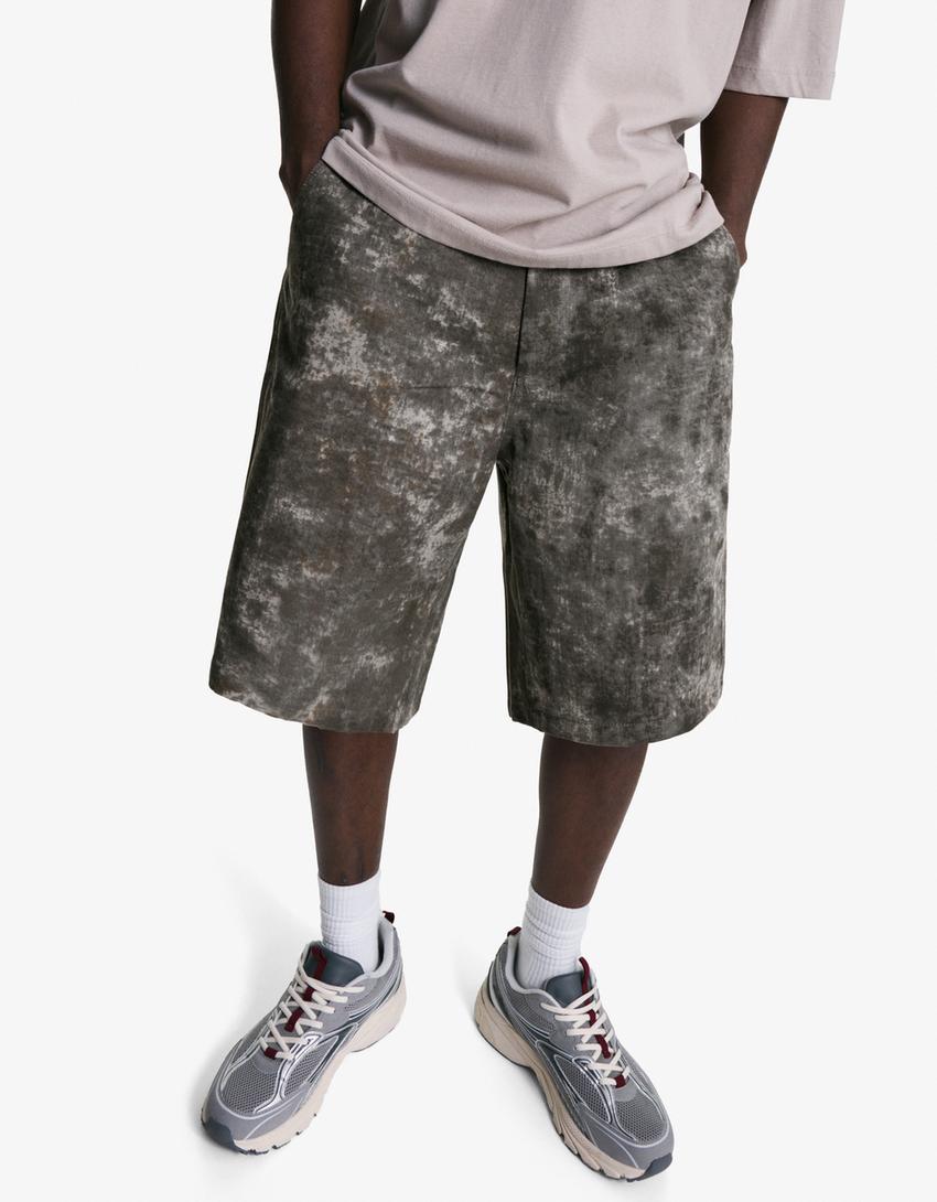 Bermuda print-Negro