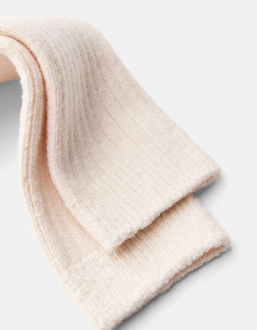 جوارب سميكة-كريمي-2