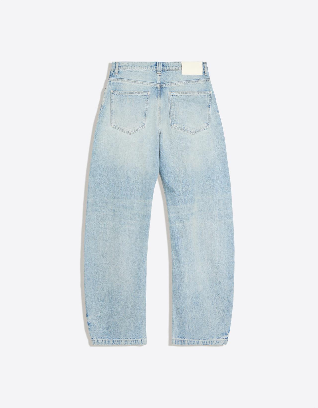 Twisted barrel jeans — Light blue