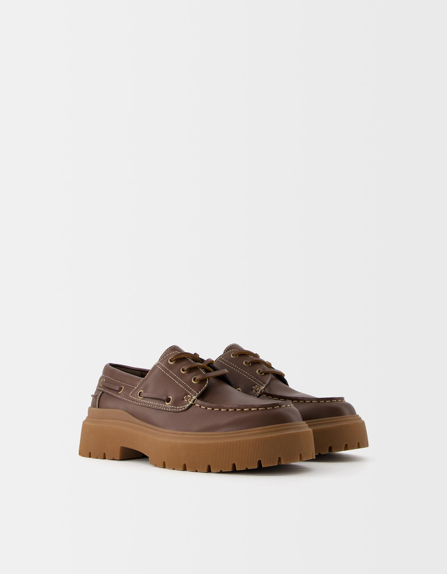 Bershka Mocasín Náutico Hombre 44 Marrón