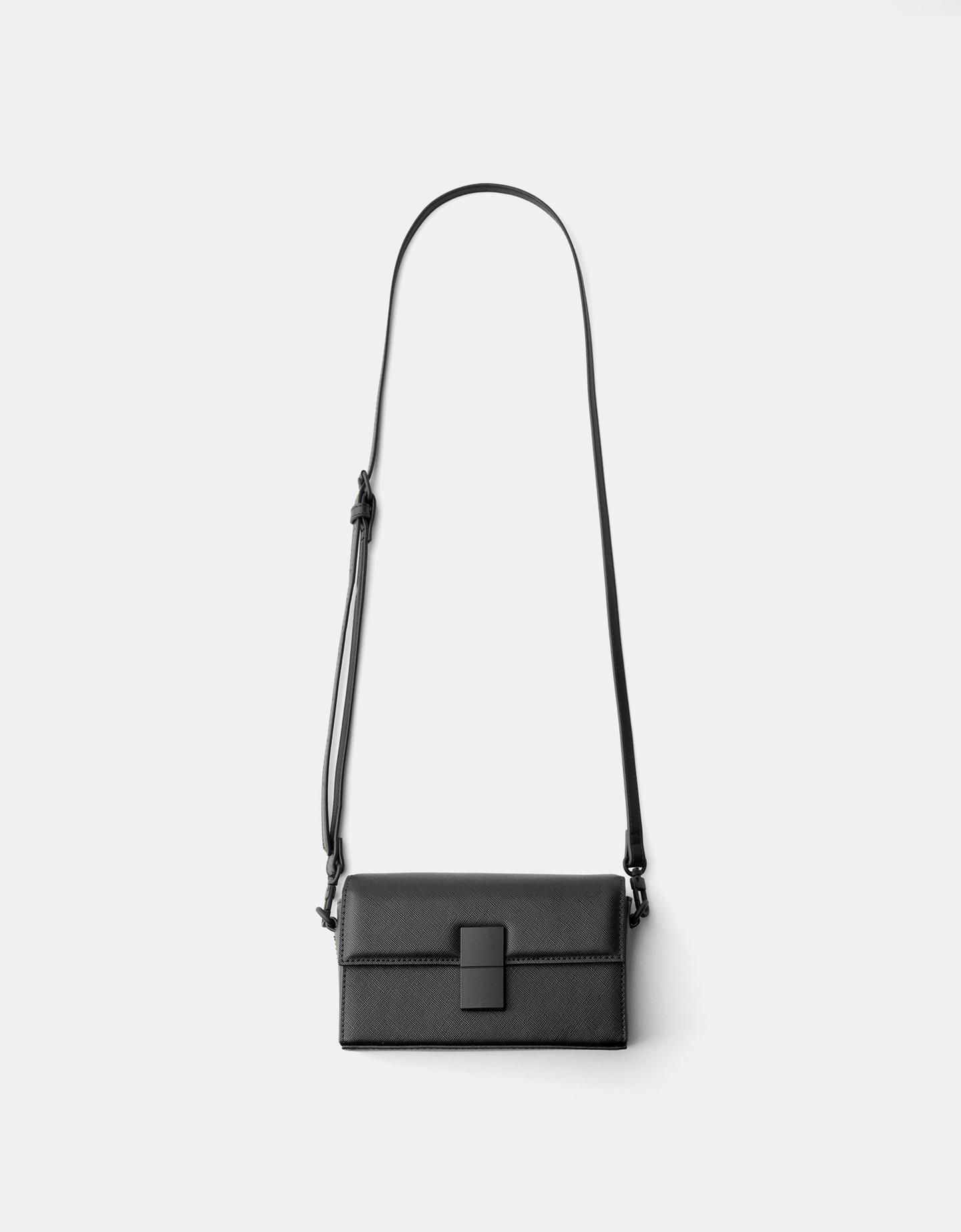 Bershka Bolso Crossbody Mini Rígido Hombre Negro