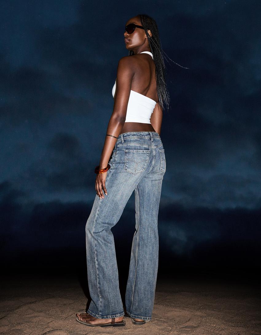 Low Waist Bootcut-Jeans-Ausgewaschenes Blau