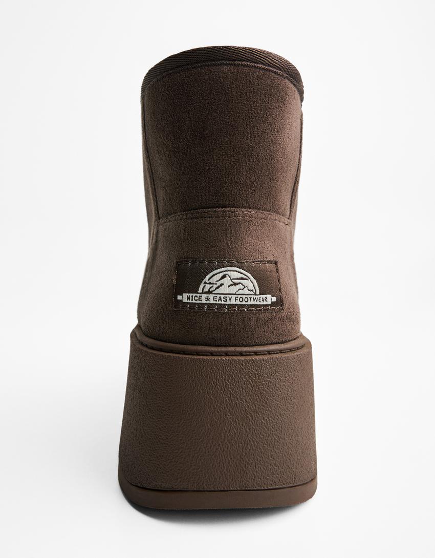 Platform fur-lined ankle boots-Brown