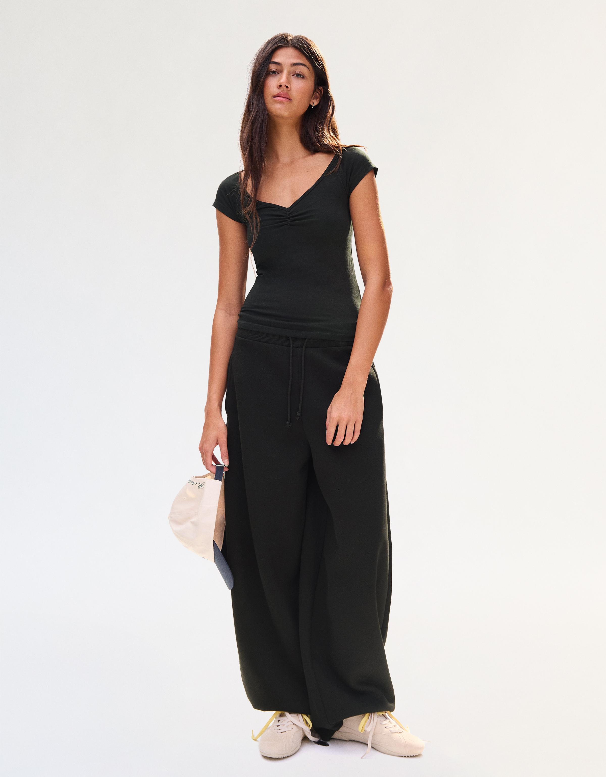 Short sleeve ruched T-shirt — Black