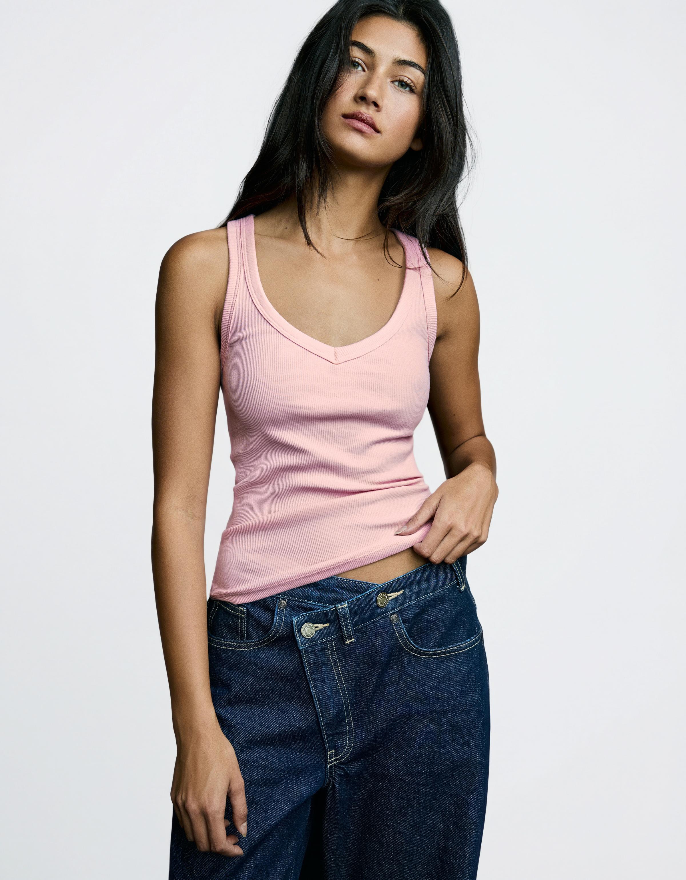 V-neck strappy vest top — Pink