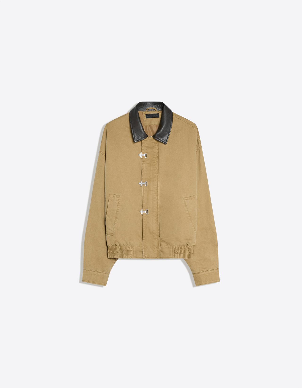 Clasp jacket with contrast collar — Camel