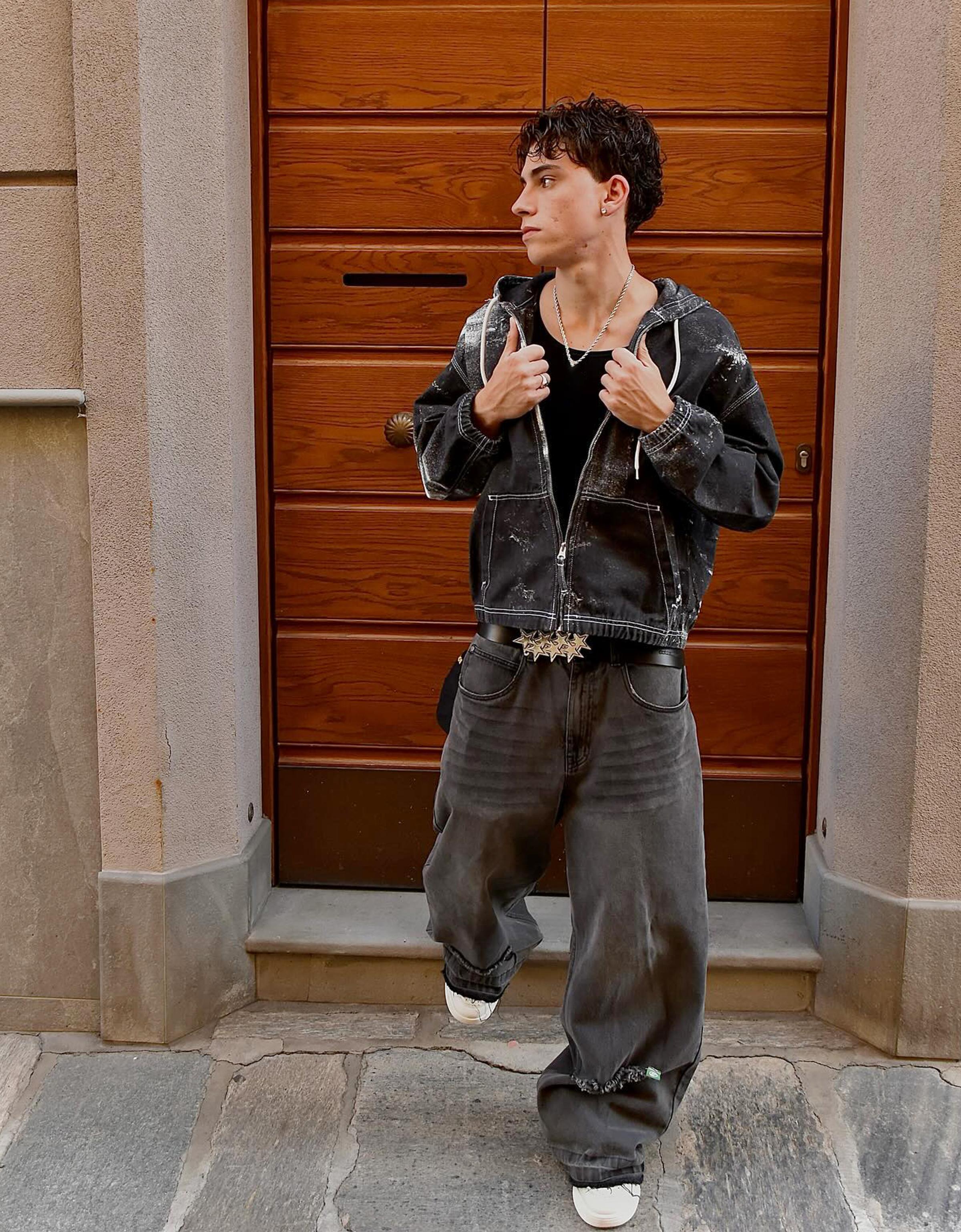 Thumbnail - Bershka Jeansjacke Mit Print Herren S Schwarz