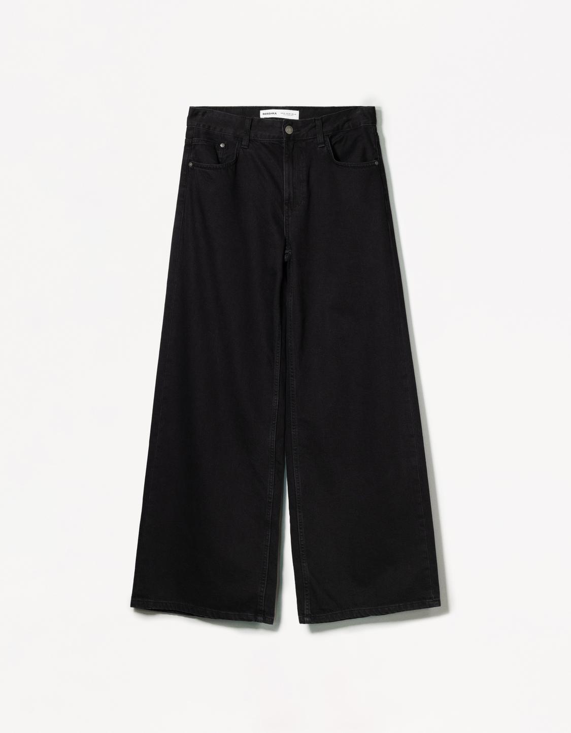 Wide-leg jeans