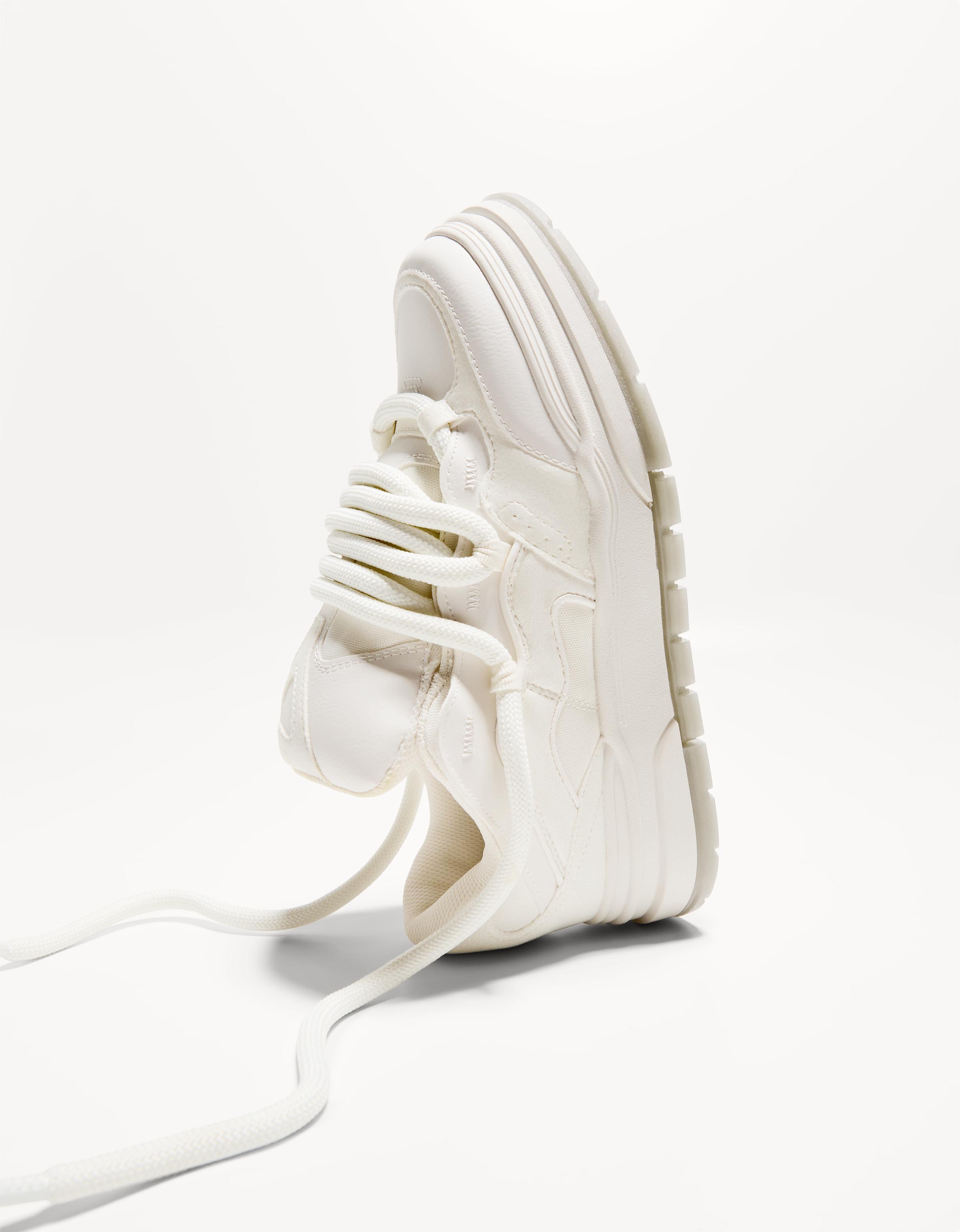 ☆ドイツ発*BERSHKA*新作*スケータースニーカー/M-WHITE☆ org.jpg