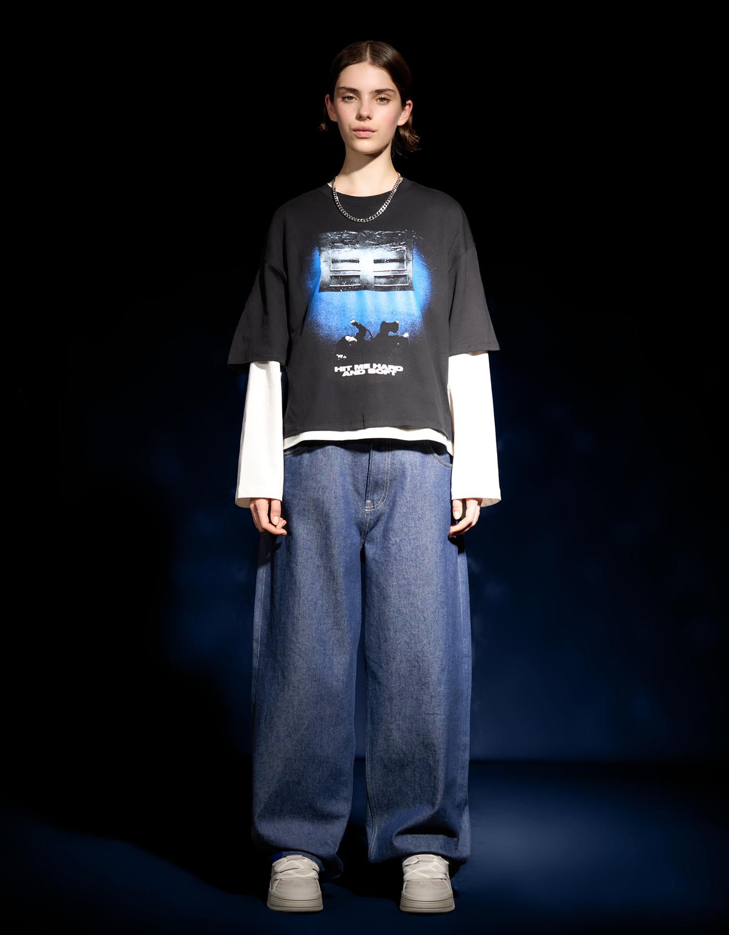 Bershka koszulka z krótkim rękawem i nadrukiem billie eilish czarny