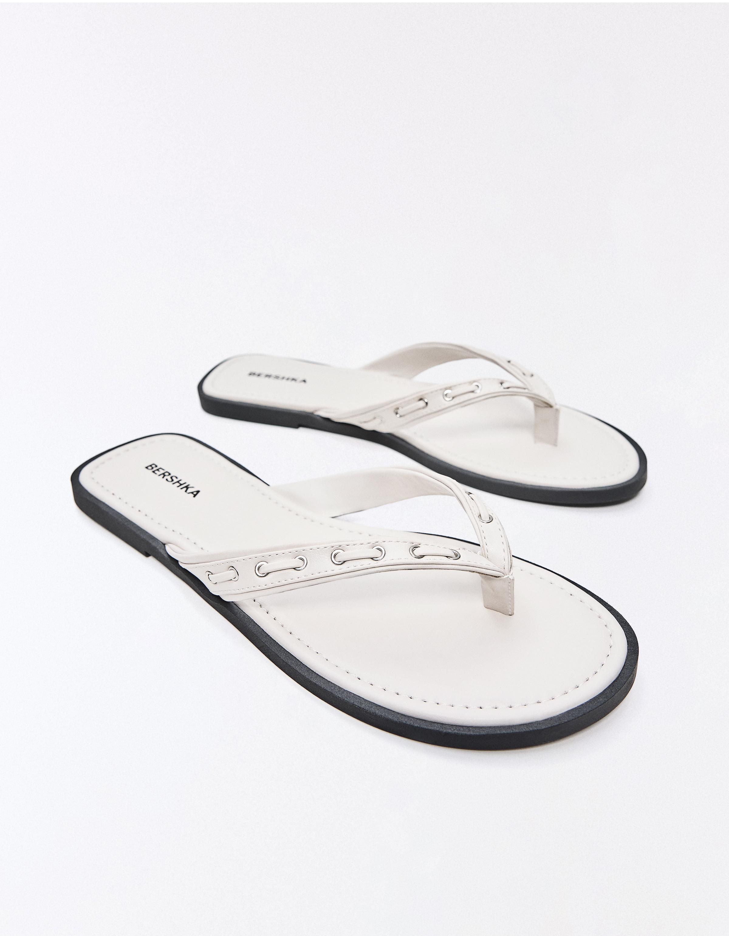 Studded flat slider sandals — WHITE