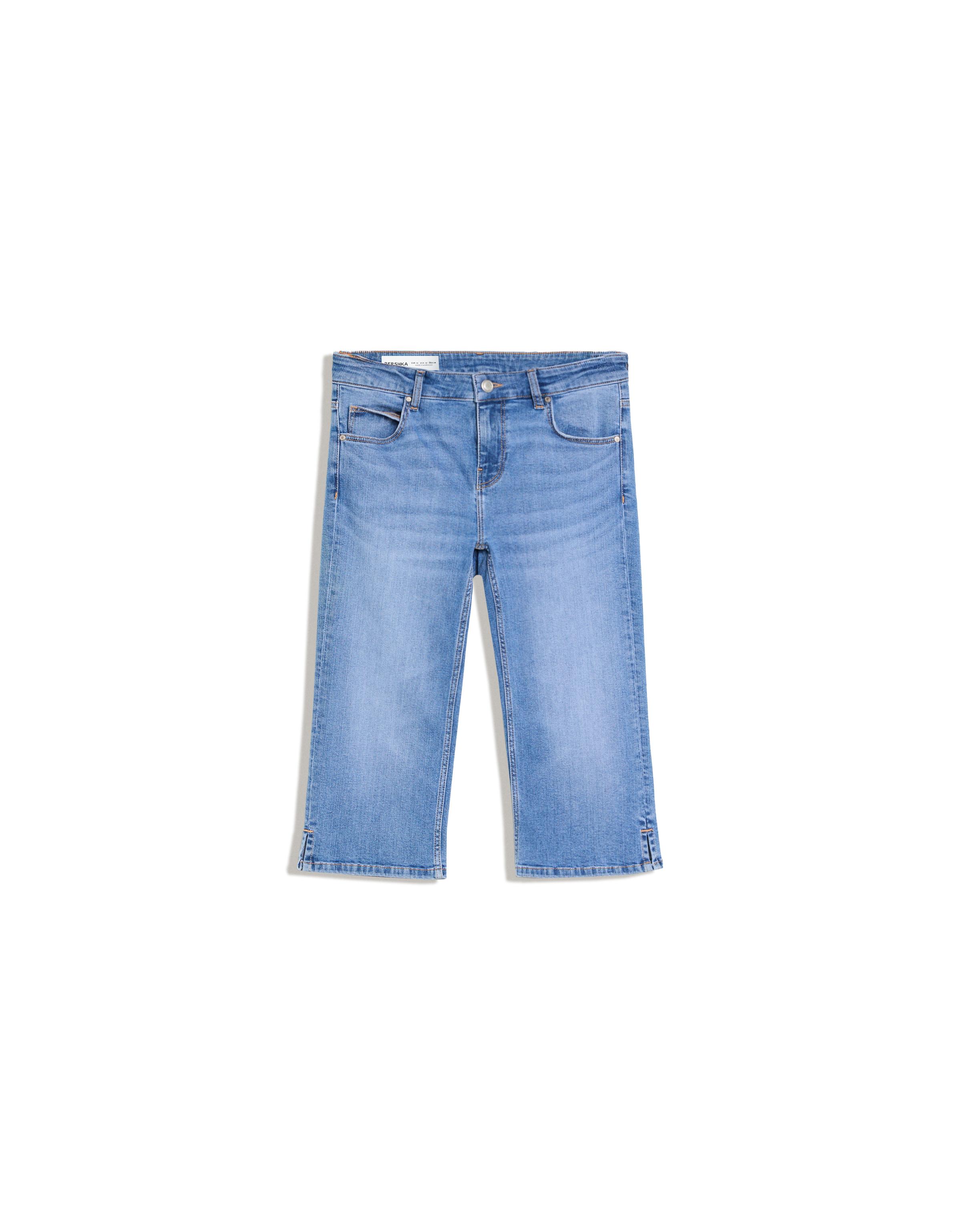 Capris — Light blue