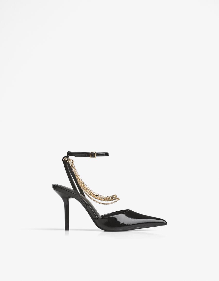 Absatzschuhe mit Kettendetail-Schwarz