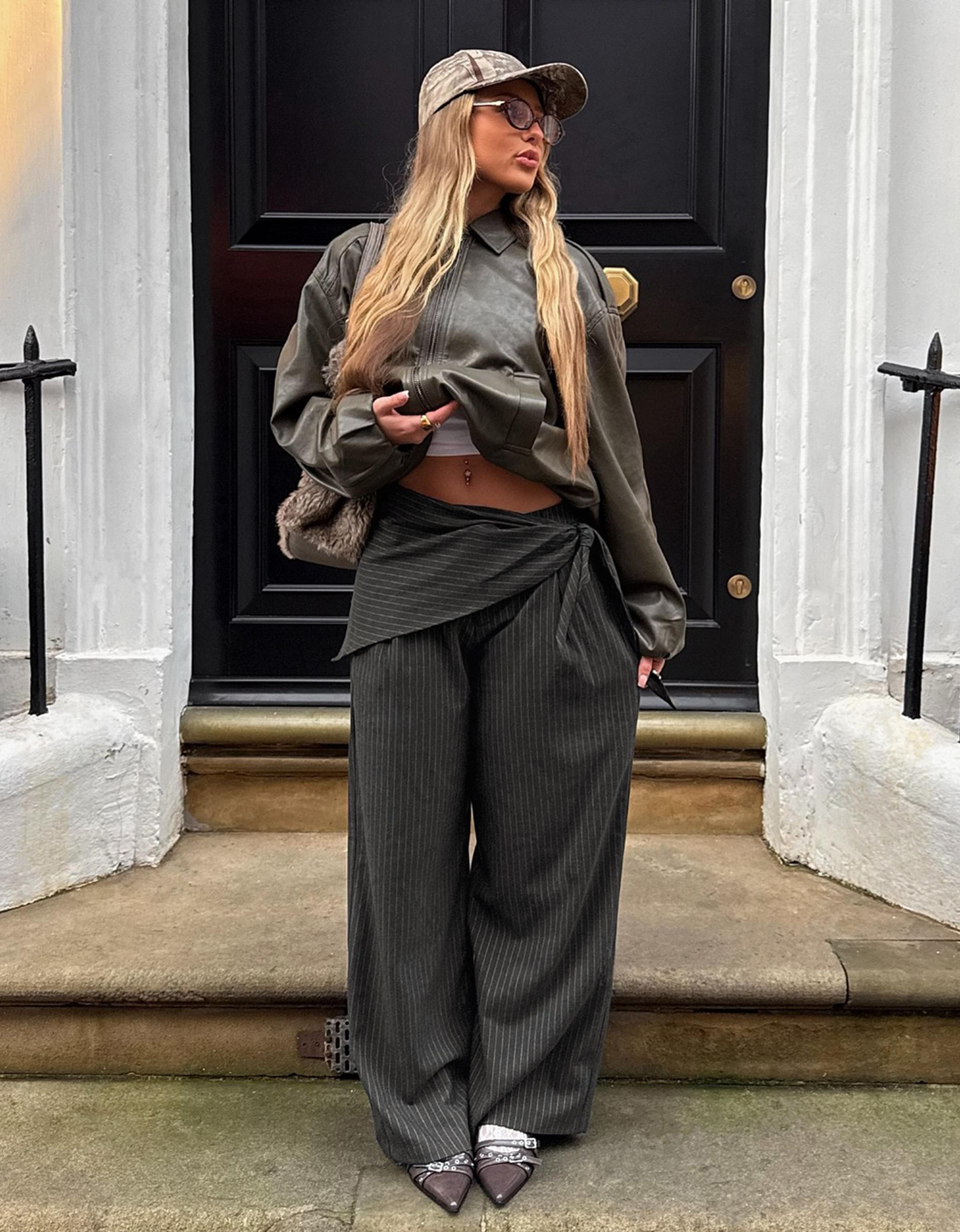 Darted trousers with scarf print scarf