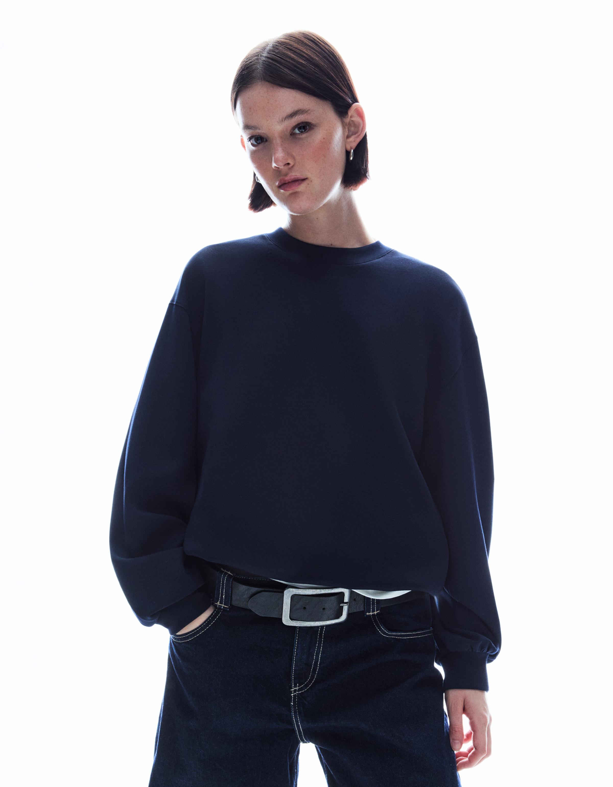 Bershka Weiches Oversize-Sweatshirt Mit Modal Damen Xs Marinenblau