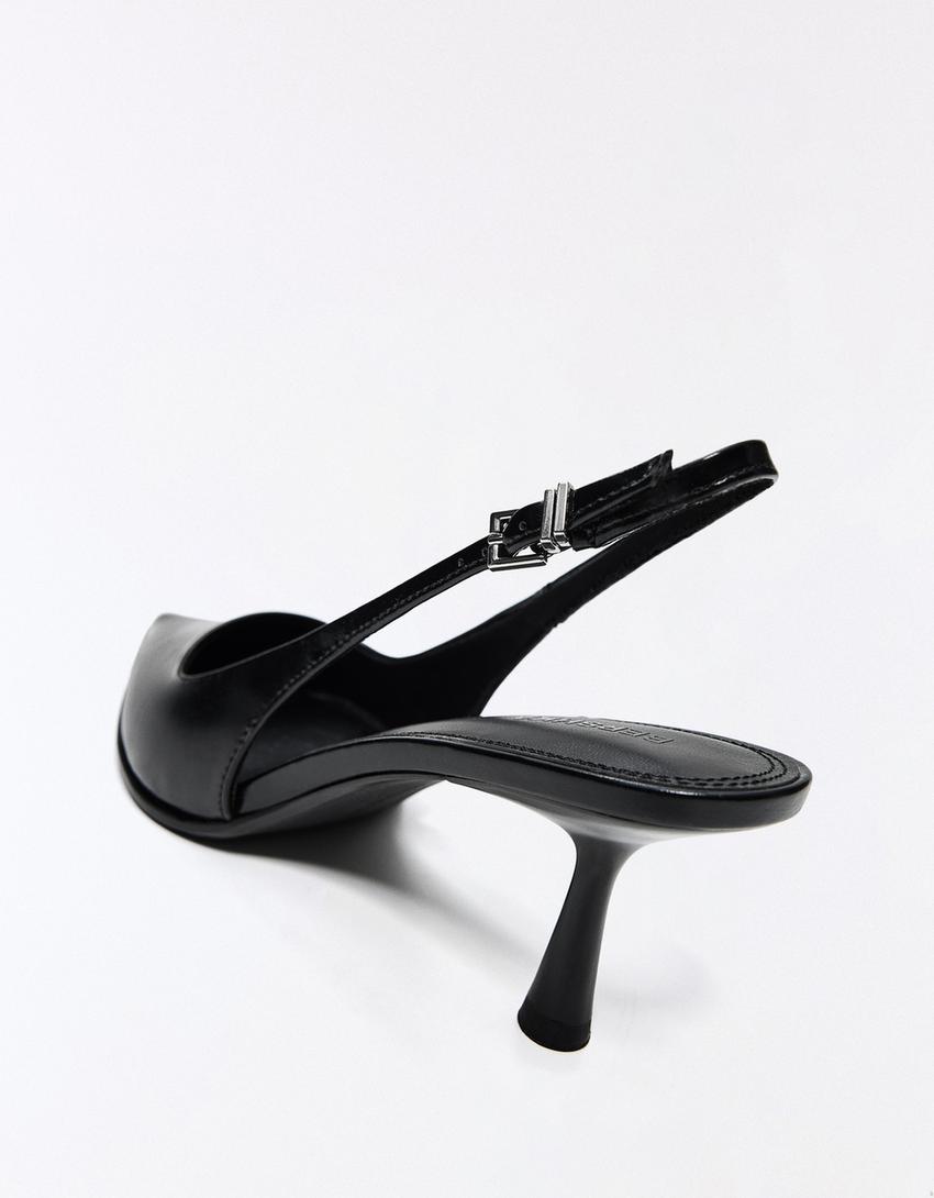 SCARPA CON TACCO DETTAGLIO FIBBIA-Nero
