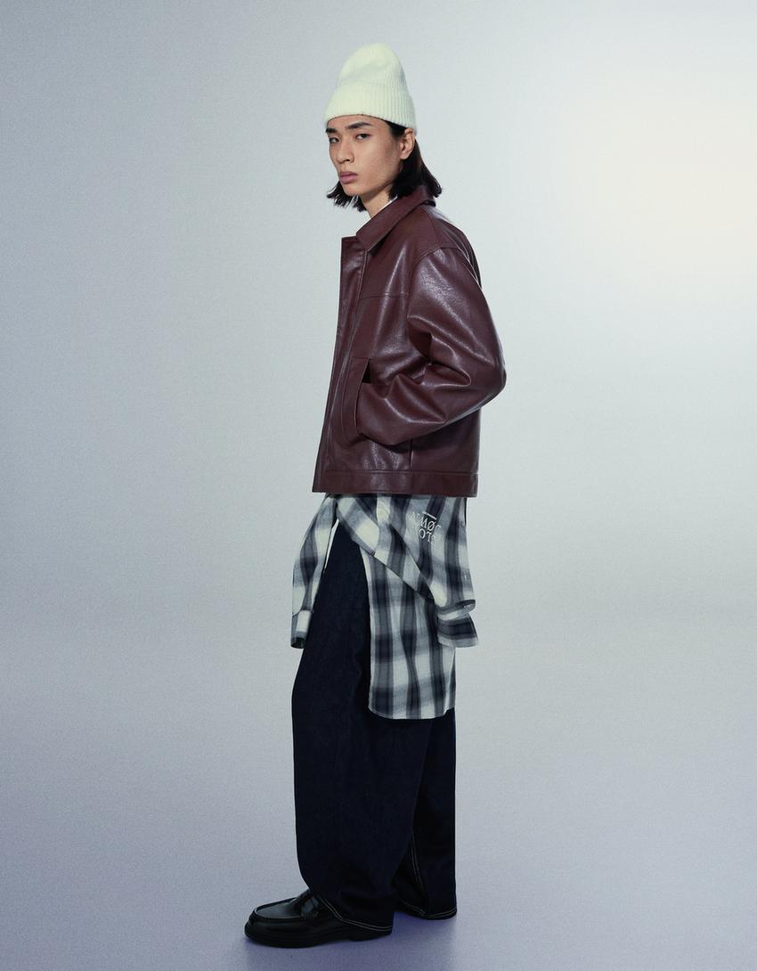 Veste boxy fit en similicuir-Bordeaux