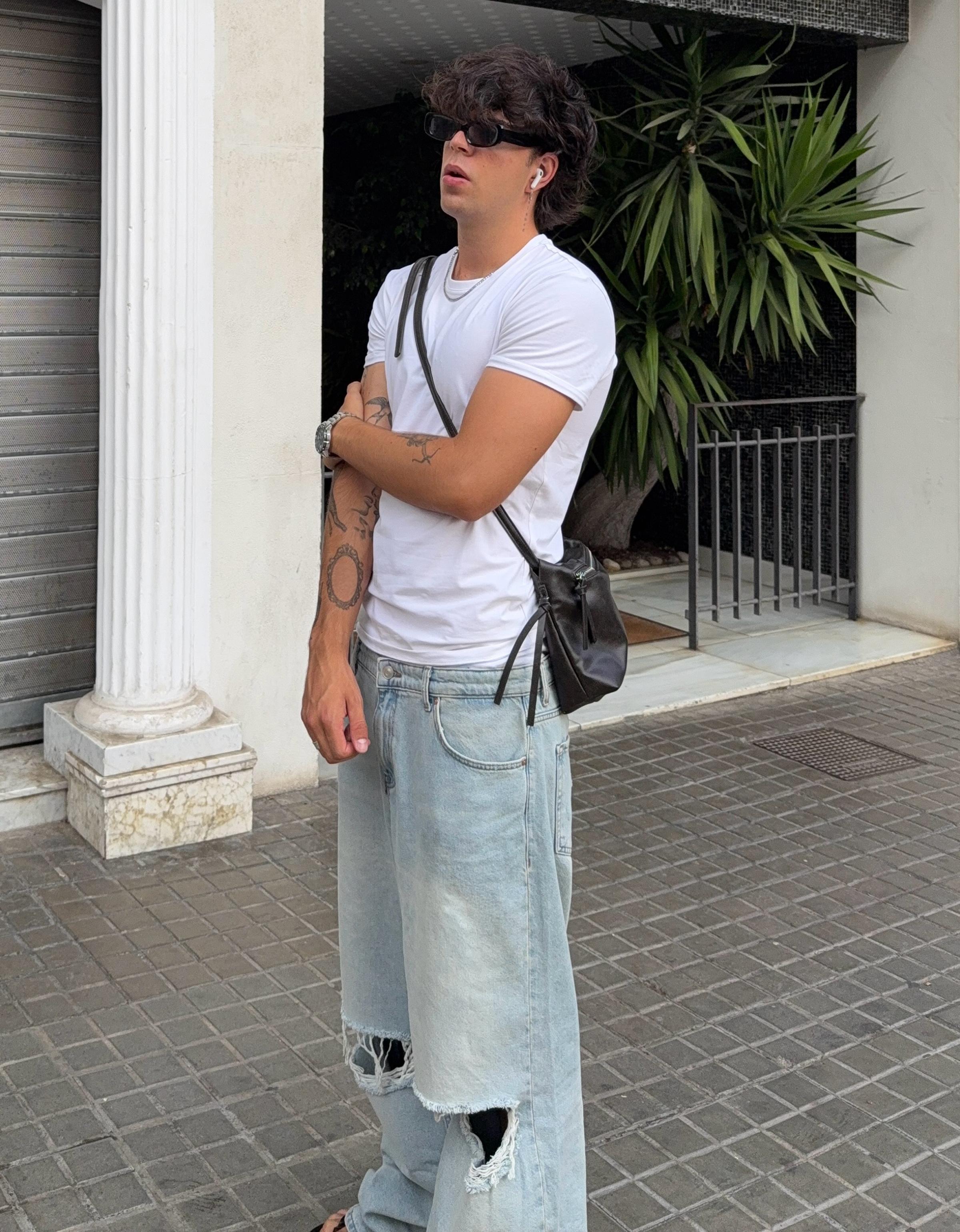Short sleeve roll-up T-shirt — White