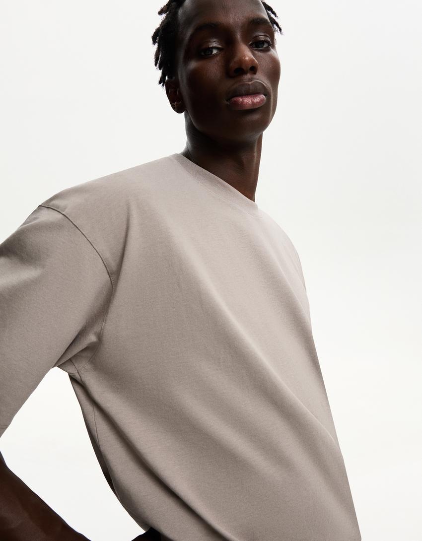 Koszulka oversize z krótkim rękawem-Szary