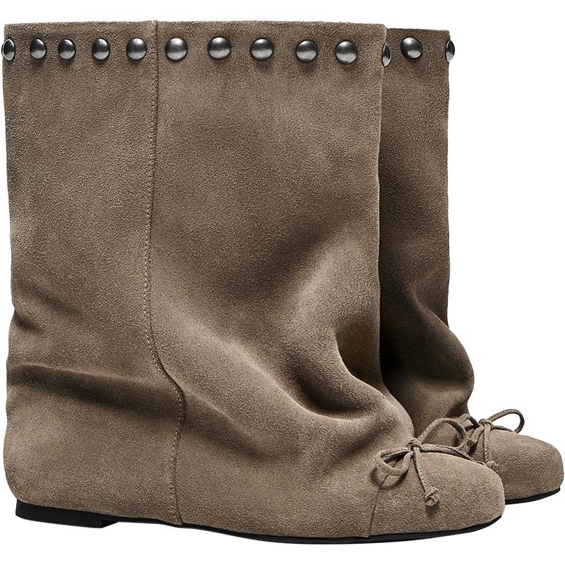 Leather flat ankle boots with wide shaft and studs — TAUPE