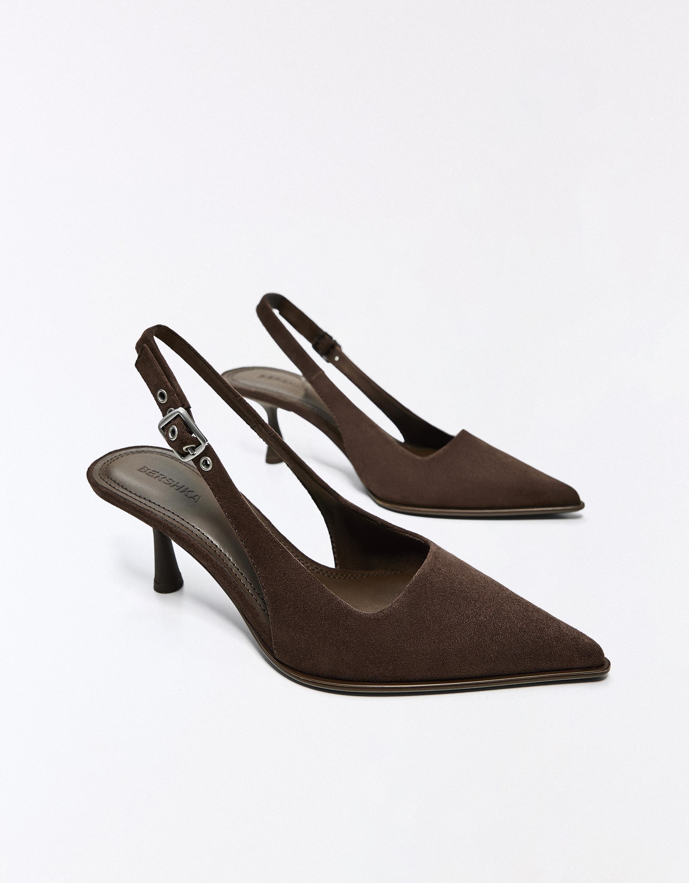 Slingback kitten heel shoes — Brown