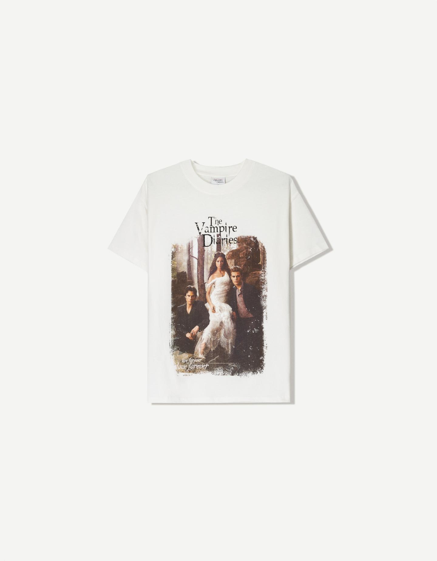 Bershka Camiseta Manga Corta The Vampire Diaries Mujer Xs Blanco Roto