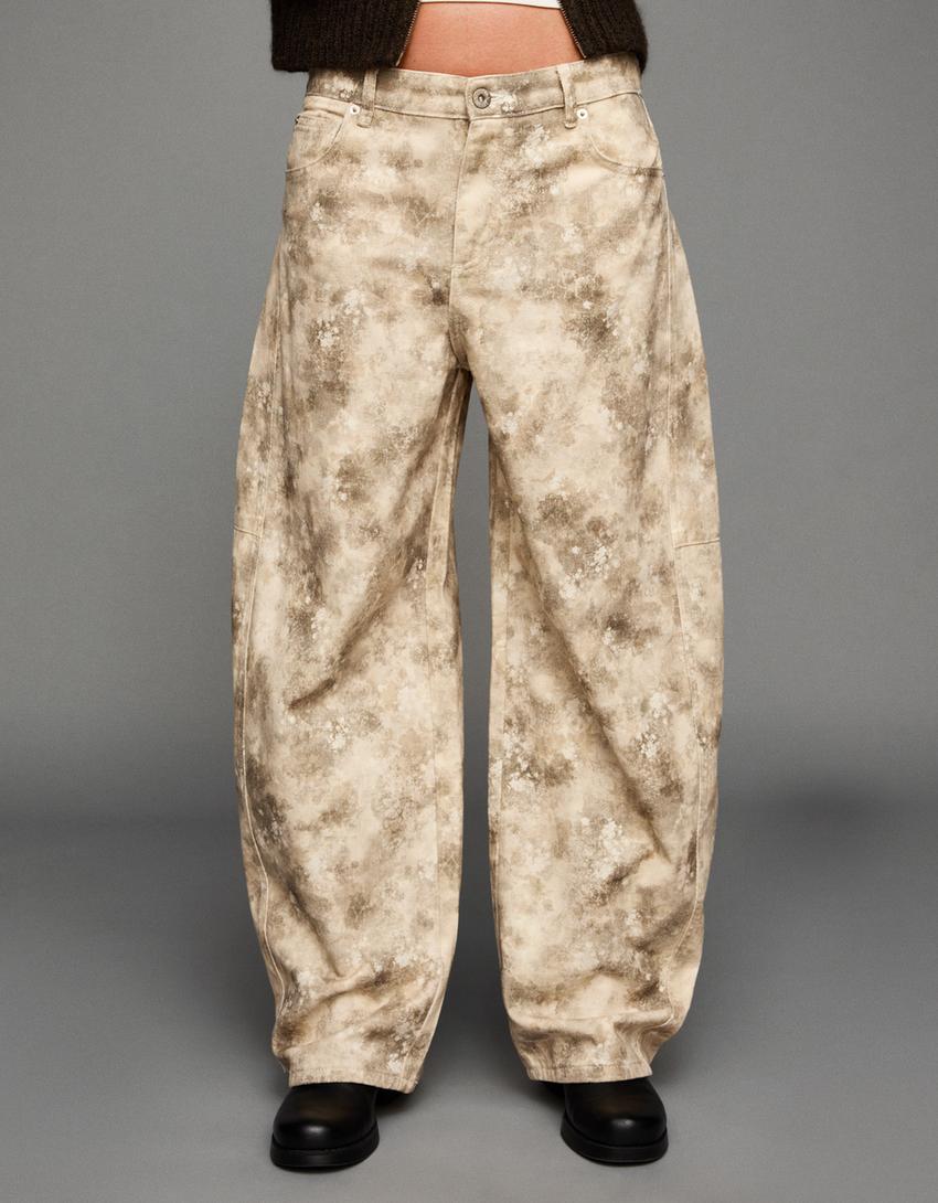Printed barrel-leg trousers-Multicolored