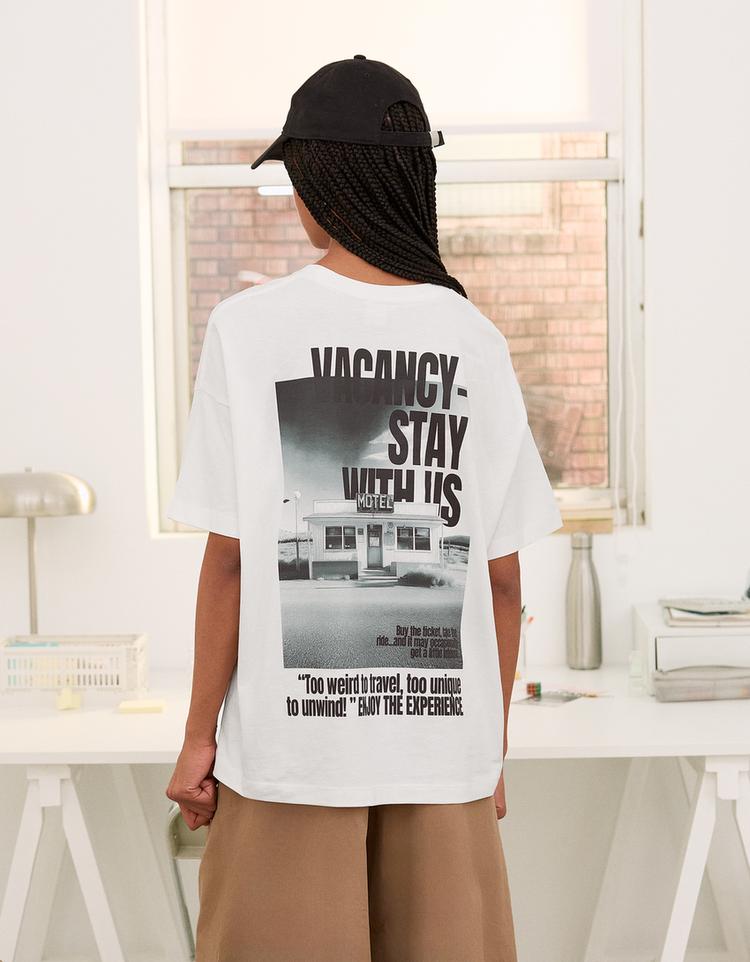 Desenli kısa kollu t-shirt