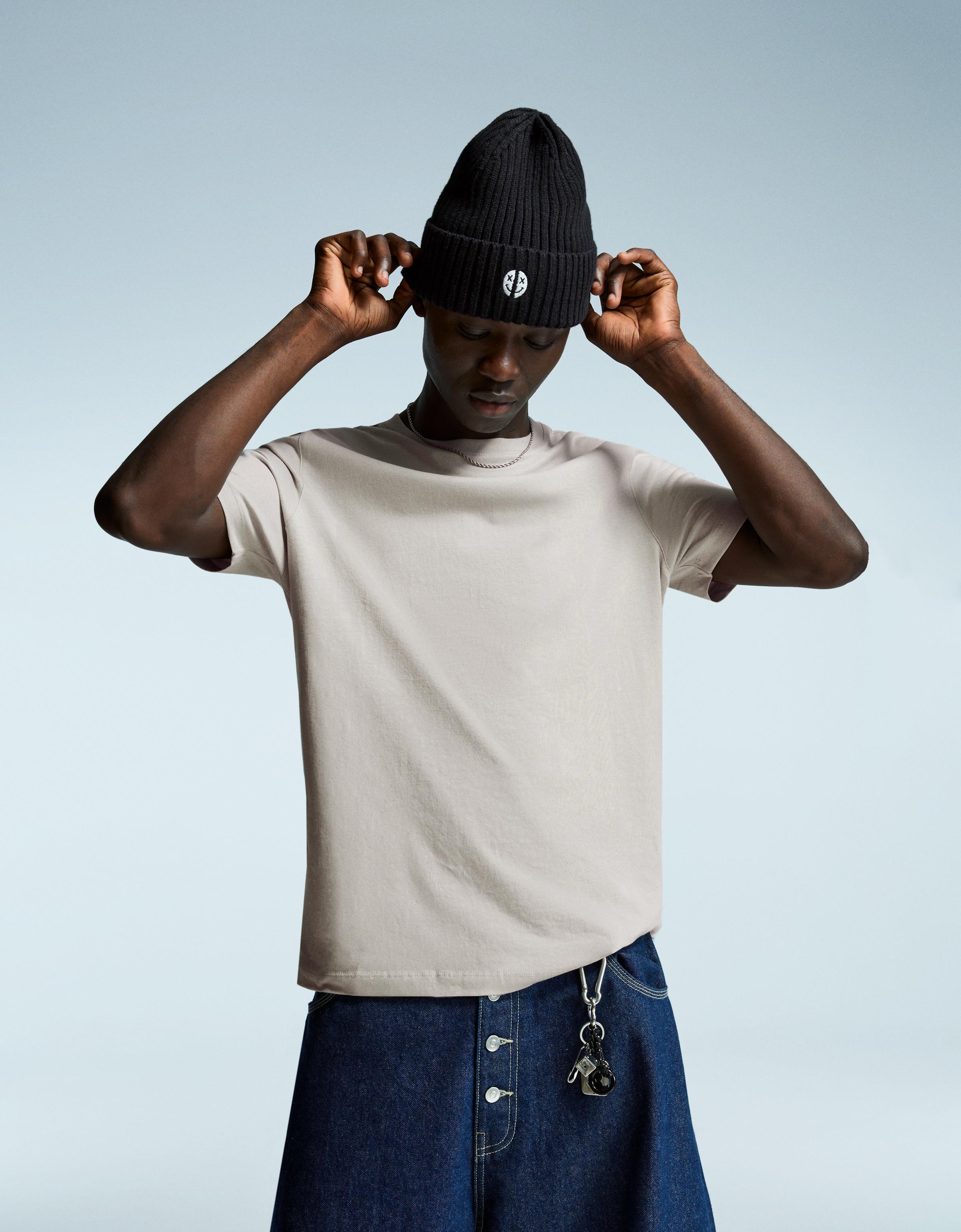 Bershka Basic-T-Shirt Herren Xs Steinfarbe