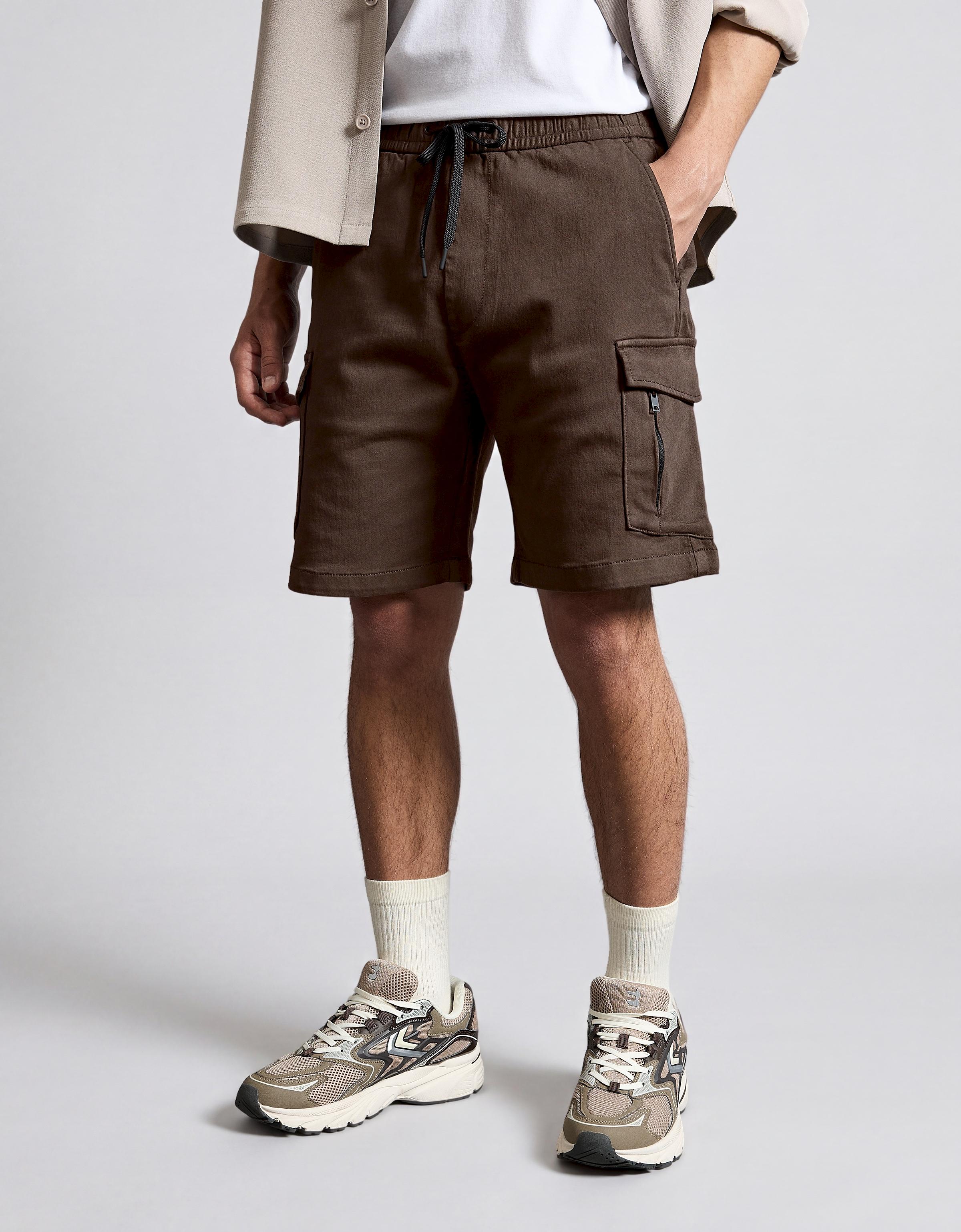 Regular fit cargo Bermuda shorts — Brown