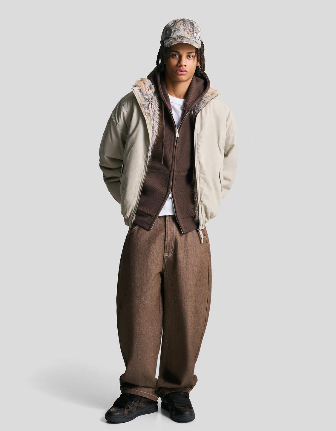 Jacke mit Kunstfellkragen