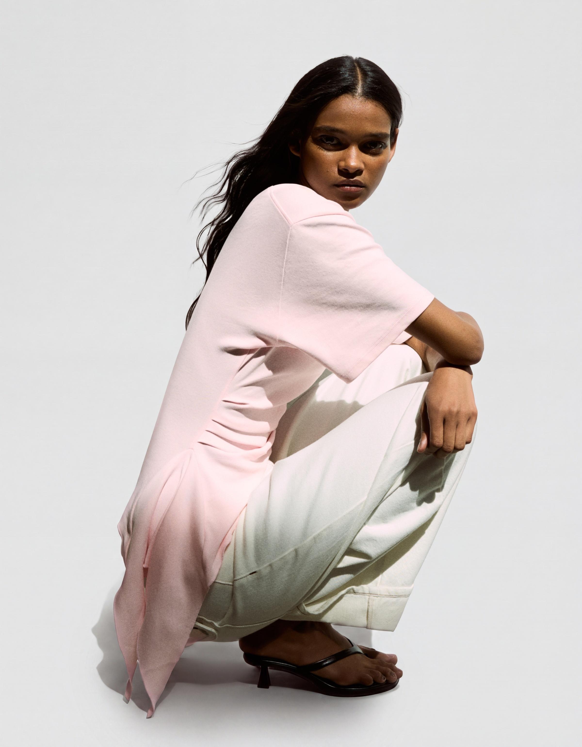 Short sleeve gathered T-shirt — Pink