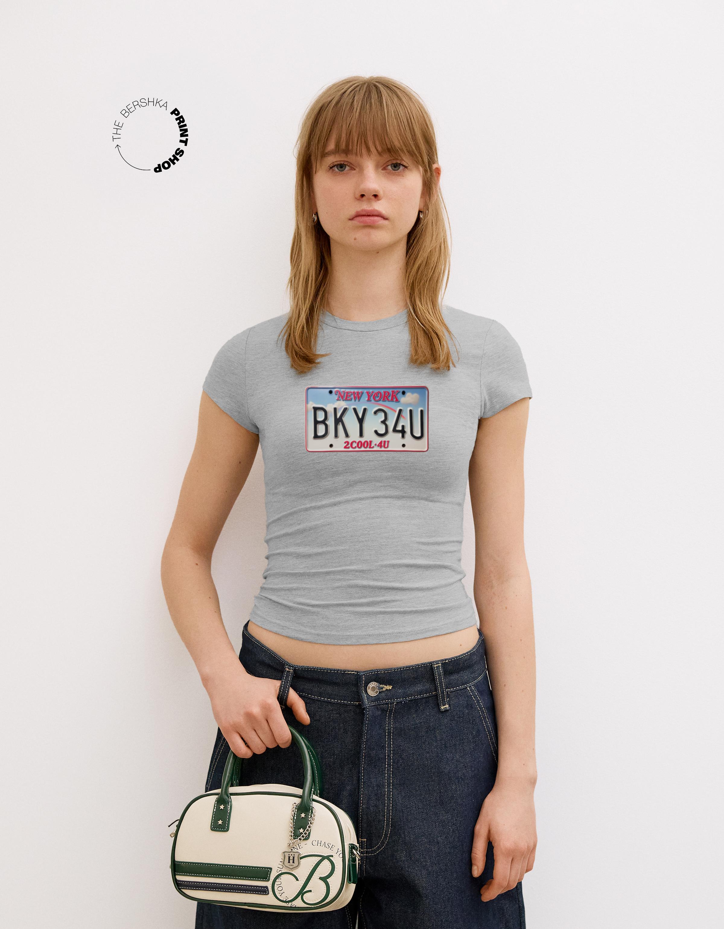 Bershka T-Shirt Mit Print Und Kurzen Ärmeln Damen Xl Grau