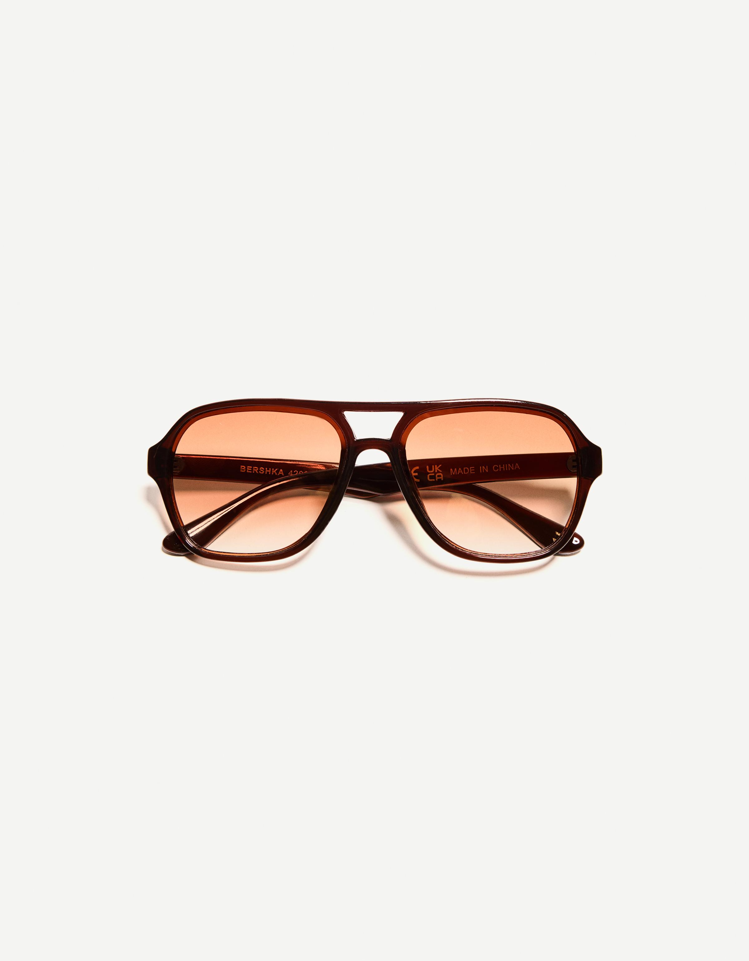 Retro sunglasses — Brown
