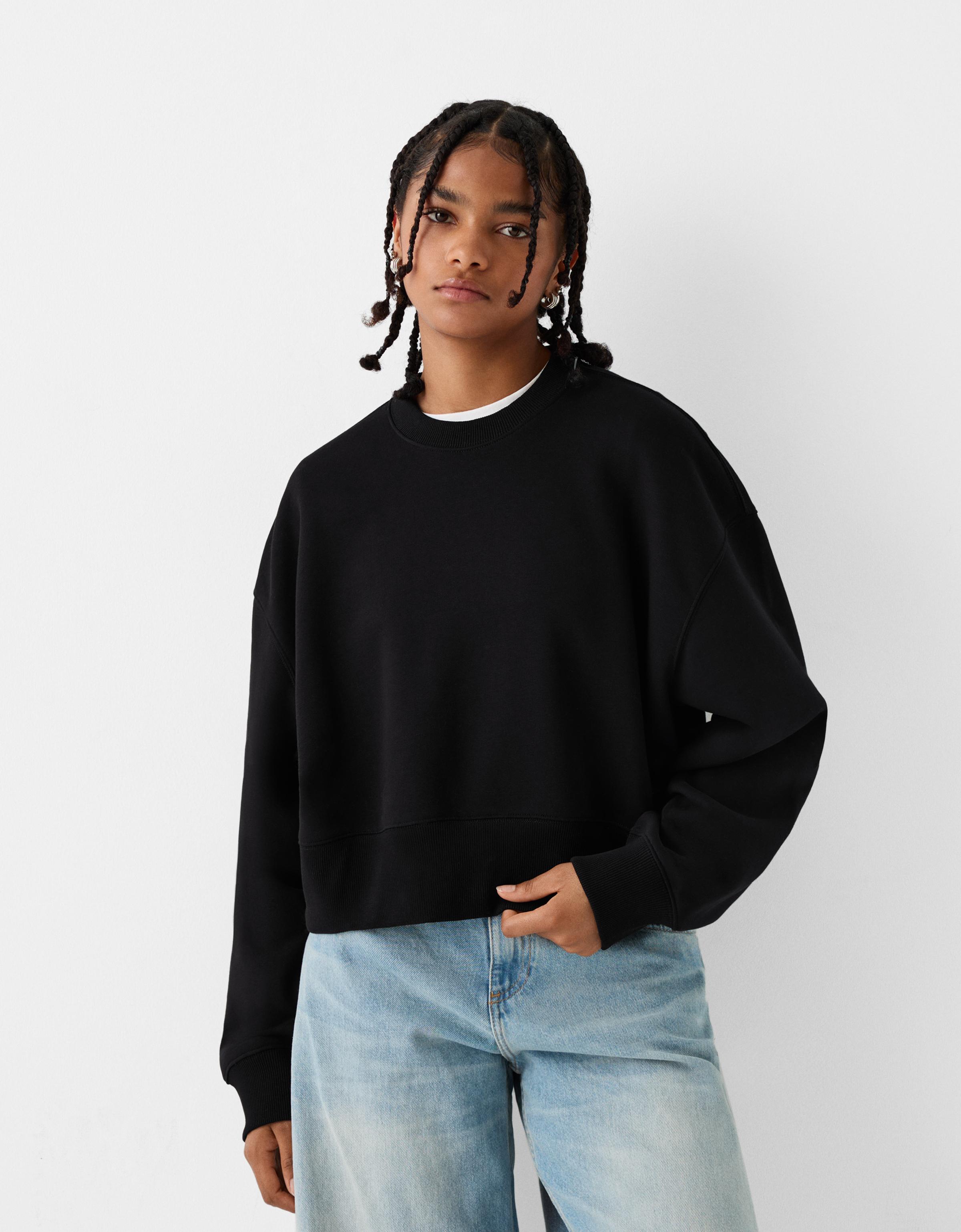 Black basic sweatshirt best sale