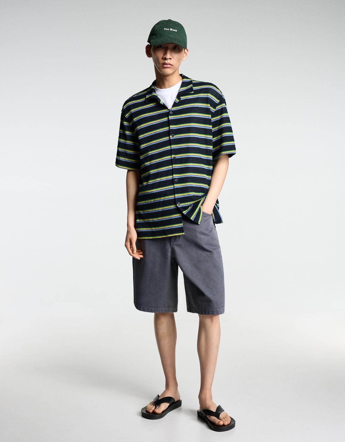 Striped short sleeve shirt